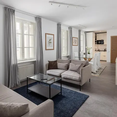 S6 Apartment *